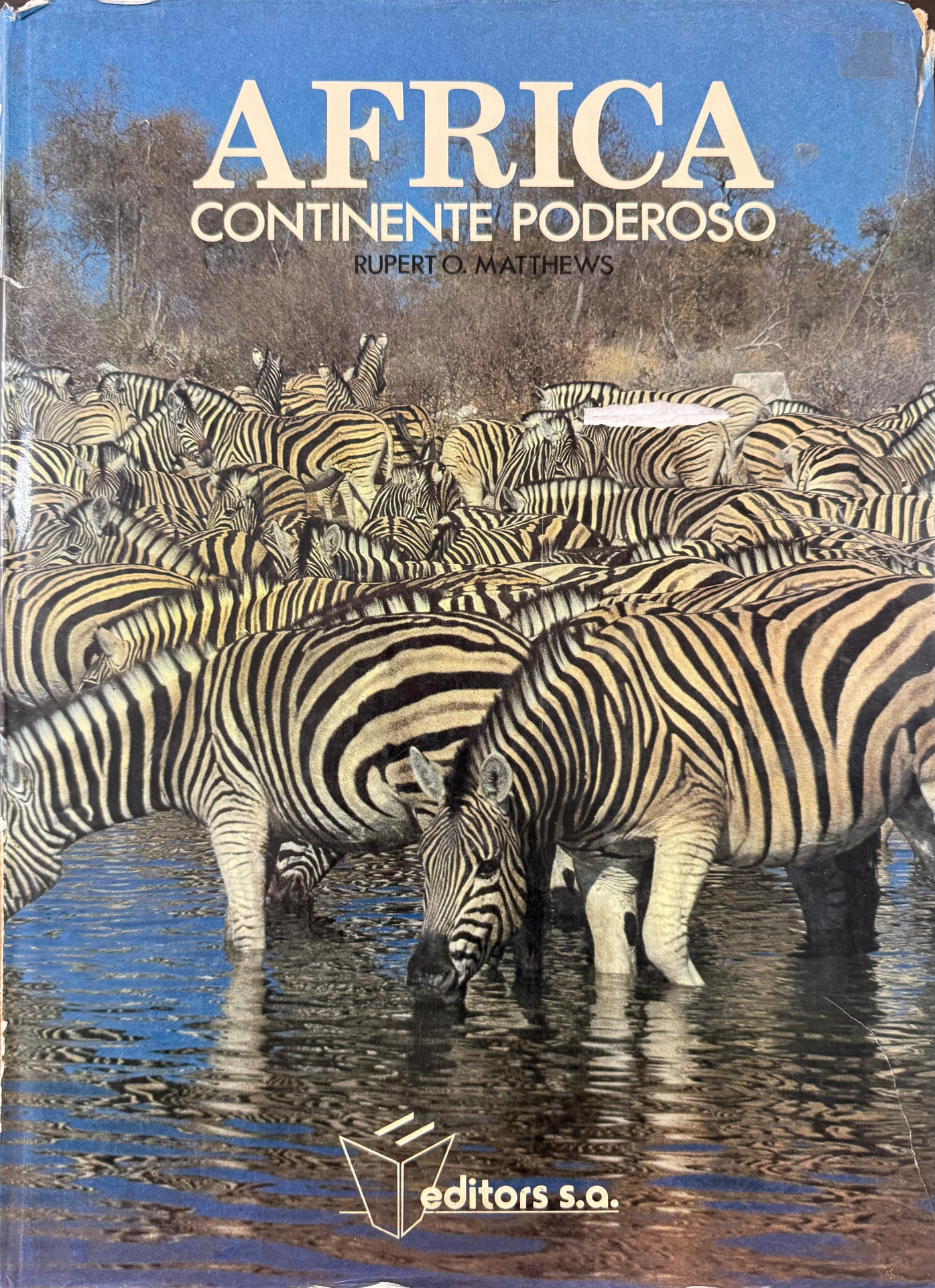 Portada del libro «África - Continente Poderoso», de Rupert O. Matthews